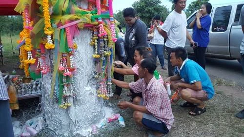 พระแม่ลักษมี: 1 ใน เทพเทพีแห่งความงาม เทพแห่งประทานพรโชคลาภ